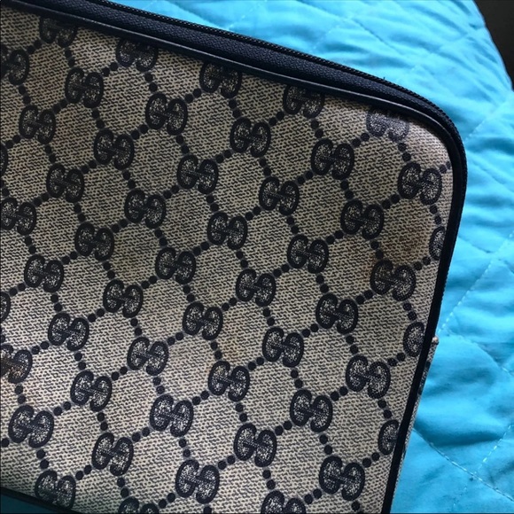 Vintage Gucci pouch *sold* - Picture 7 of 7